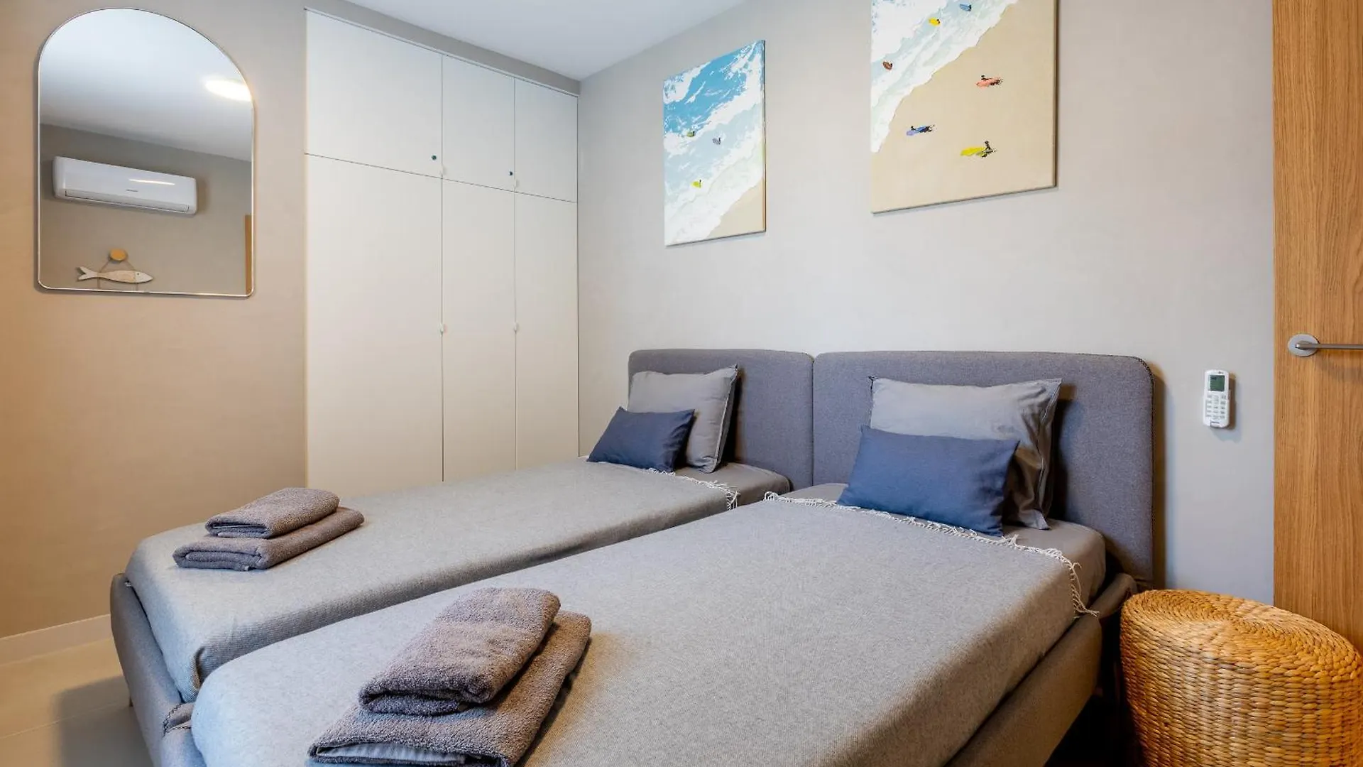 Stylish Family Home In Los Gigantes Santiago del Teide 0*,